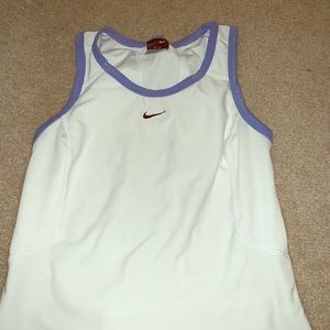 Nike women’s tank top